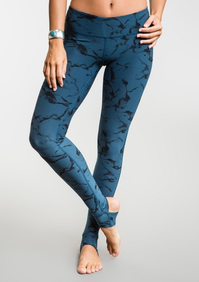 Cozy Orange Pants - Cozy Orange Marble Stir-up Yoga Leggings M
